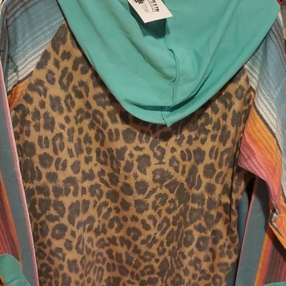 Medium Ya Girl Hoodie by Crazy train - Picture 4 of 4